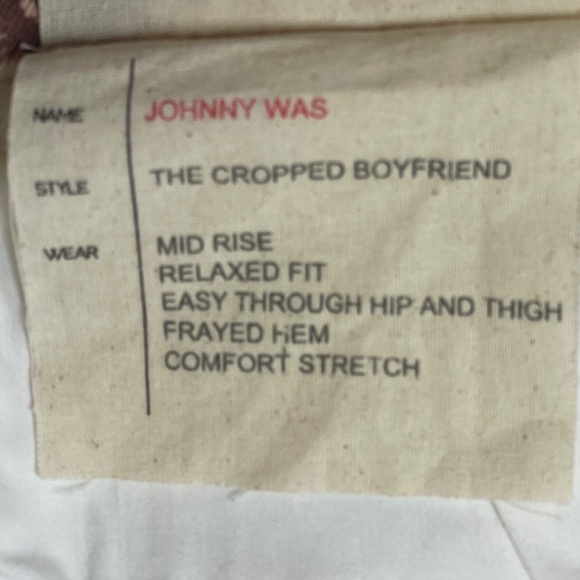 JOHNNY WAS Rose Print Cropped Boyfriend Jean. Boho. Frayed Hem. New with tags - Picture 5 of 5